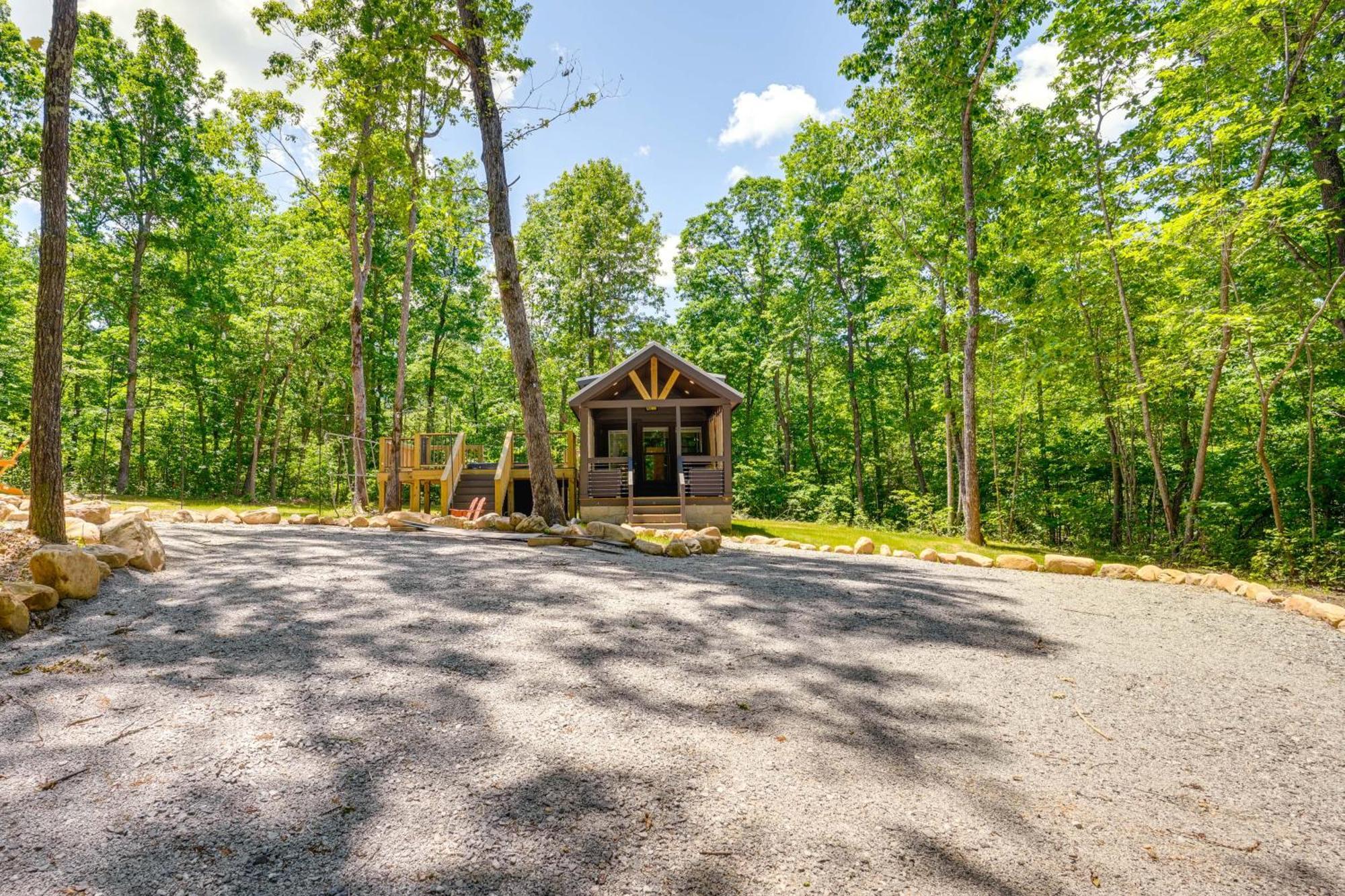 Monteagle Cabin With Swim Spa, Sauna And Fire Pit! מראה חיצוני תמונה